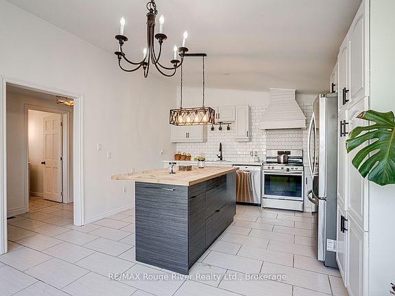 5th image of 26 Wellington St