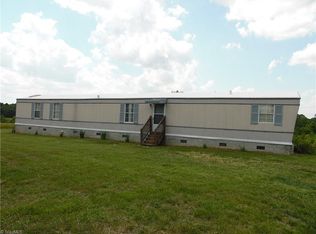 3806 Badgett Sisters Pkwy, Yanceyville, NC 27379