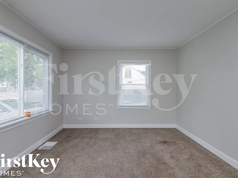 14626 Kedzie Ave — Photo 6