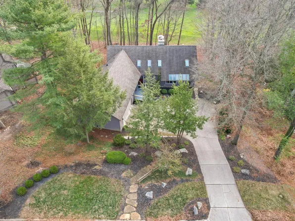 228 Pinehurst Dr, Granville, OH 43023