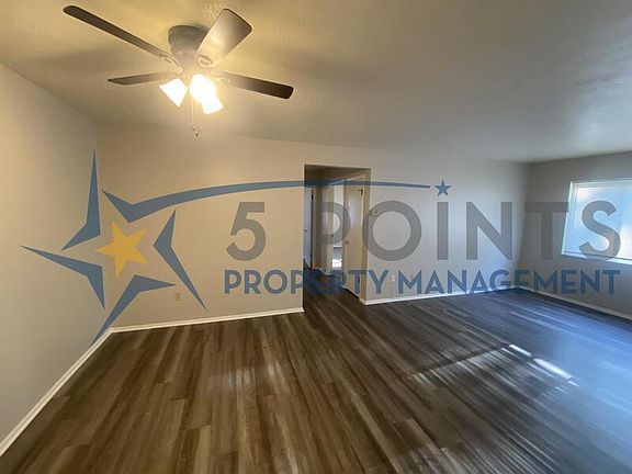 5th image of 24600 Euclid Ave #202