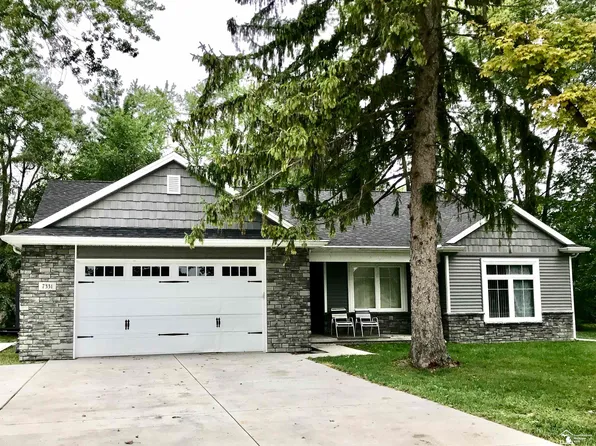 7331 Elmwood Rd, Temperance, MI 48182