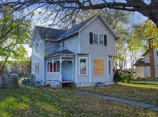 559 E Main St, Sun Prairie, WI 53590