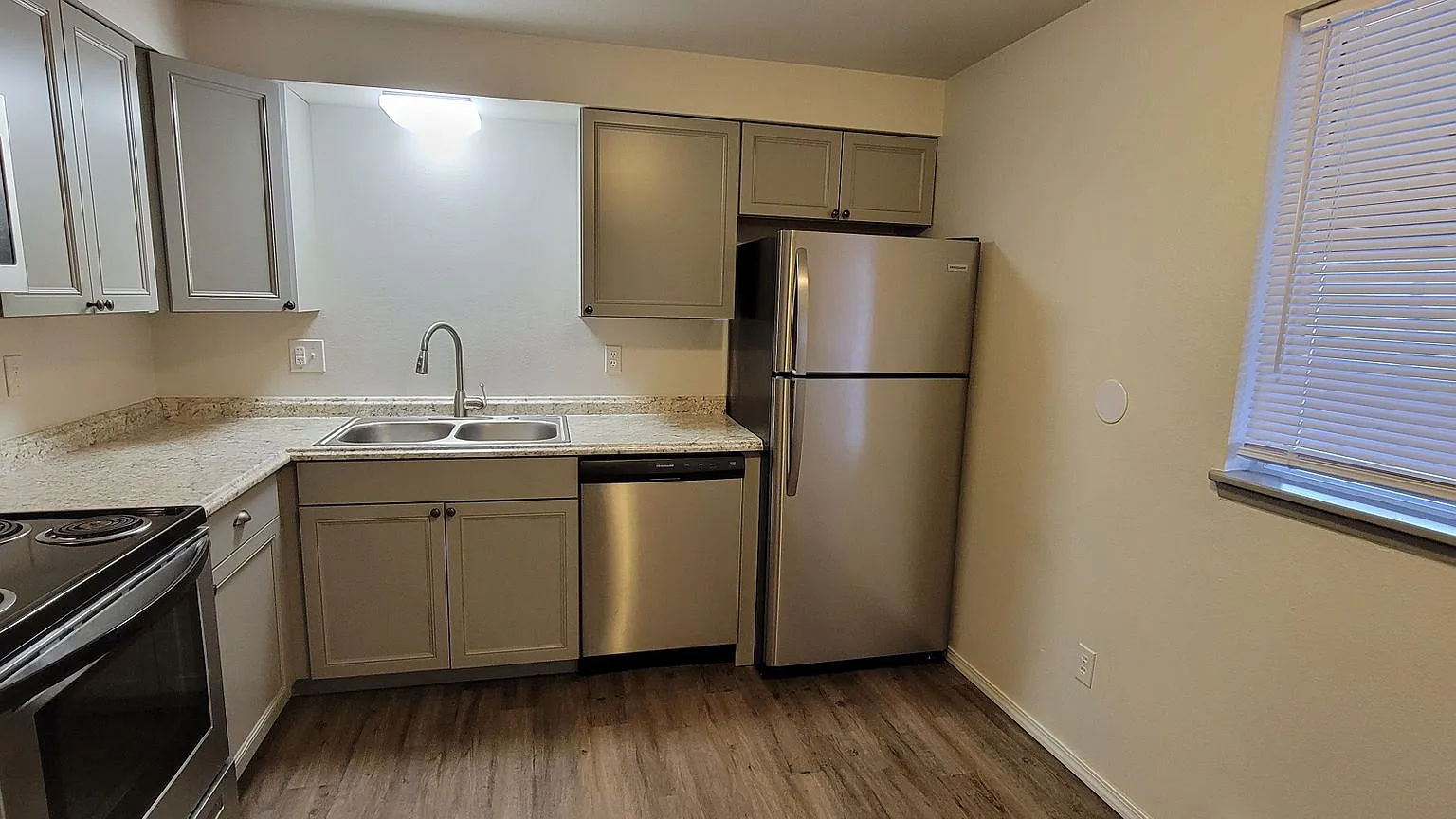 MP52 - 3123 E. Carlisle Ave — Photo 3