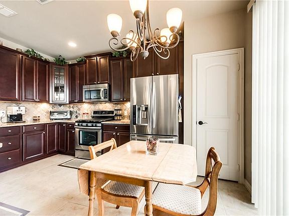 2nd image of 7869 Oxer Dr