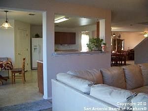 5th image of 118 Roswell Cyn