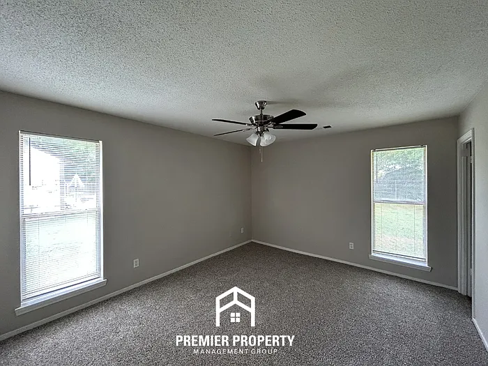 3780 Southbrook Dr — Photo 10