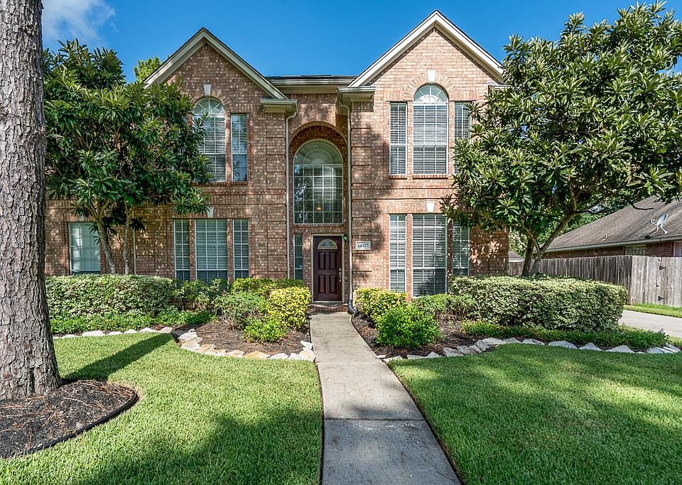 1st image of 14327 Spanish River Ln