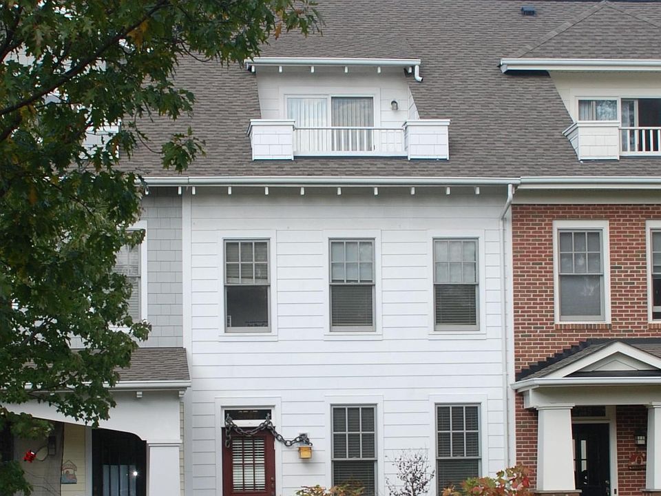 View of front, with roof-top deck