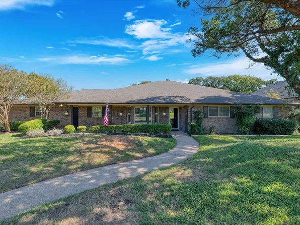 705 Poage Dr, Woodway, TX 76712