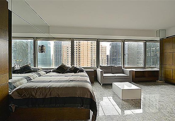 2nd image of 150-156 W 56th St APT 3109