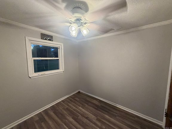 5th image of 247 Dallas 253