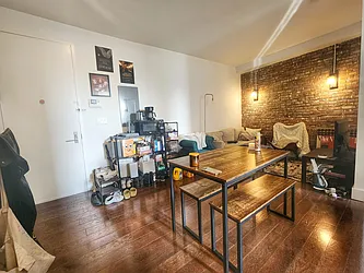 Rented by RELEASE NY