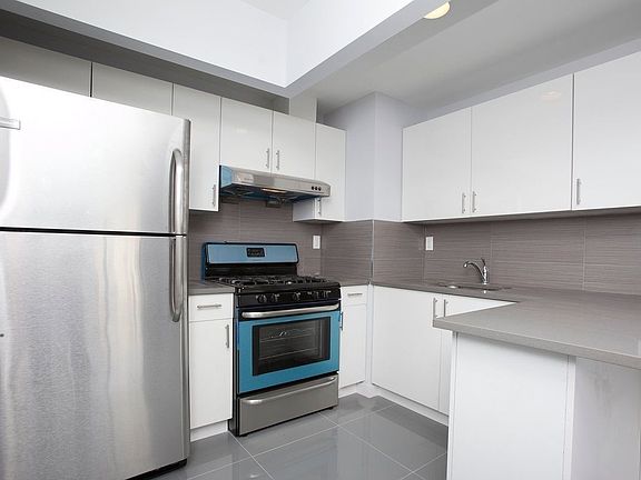 5th image of 373 W 126th St APT 1B