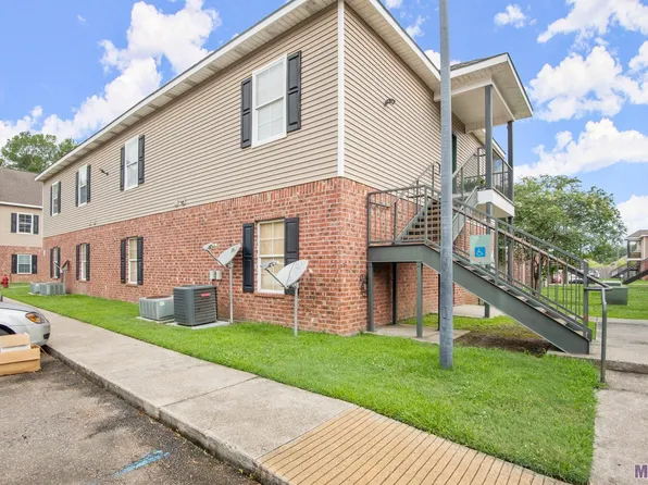 31855 State Highway 16 APT 402, Denham Springs, LA 70726