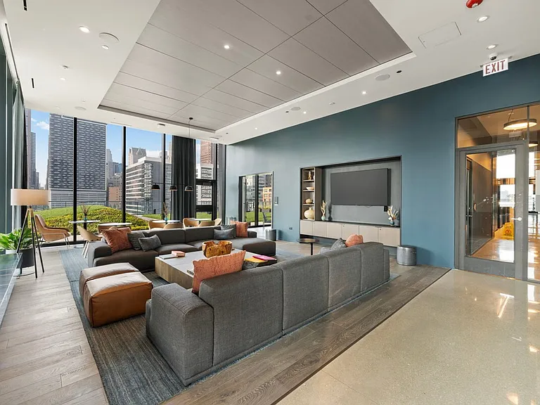 Building's Lounge