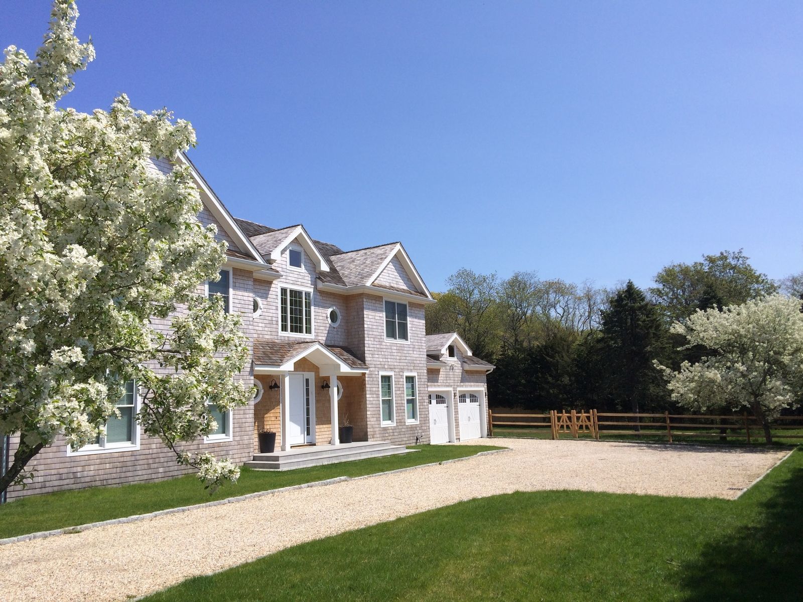 1028 Head of Pond Rd, Water Mill, NY 11976 Out East