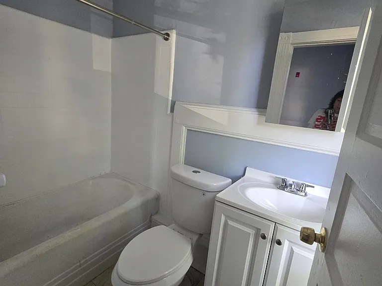4812 Regent St #2 — Photo 5