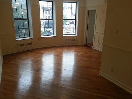 Rented by ZealEstate Group Inc | media 26