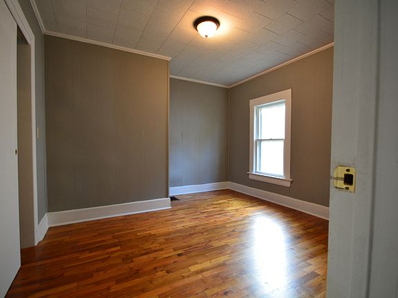 5th image of 1621 W Atlantic St