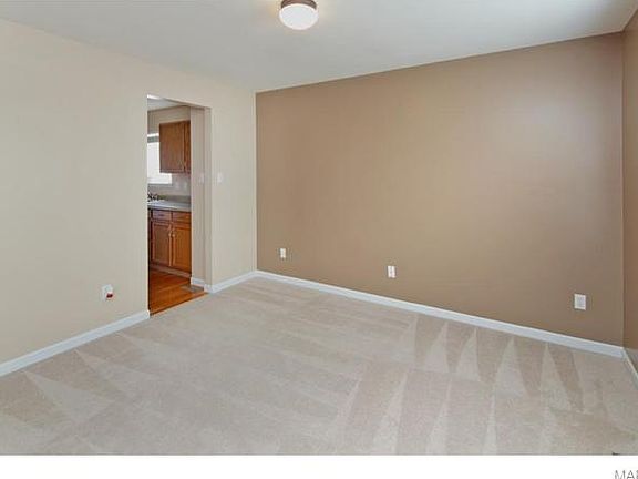 5th image of 804 Waler Dr