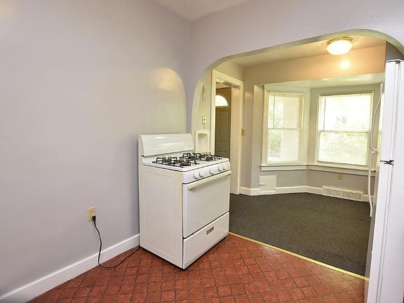 4th image of 1536 Jiroch St #1R