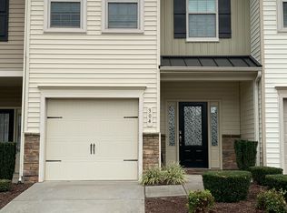 304 Leighann Ridge Ln, Rolesville, NC 27571