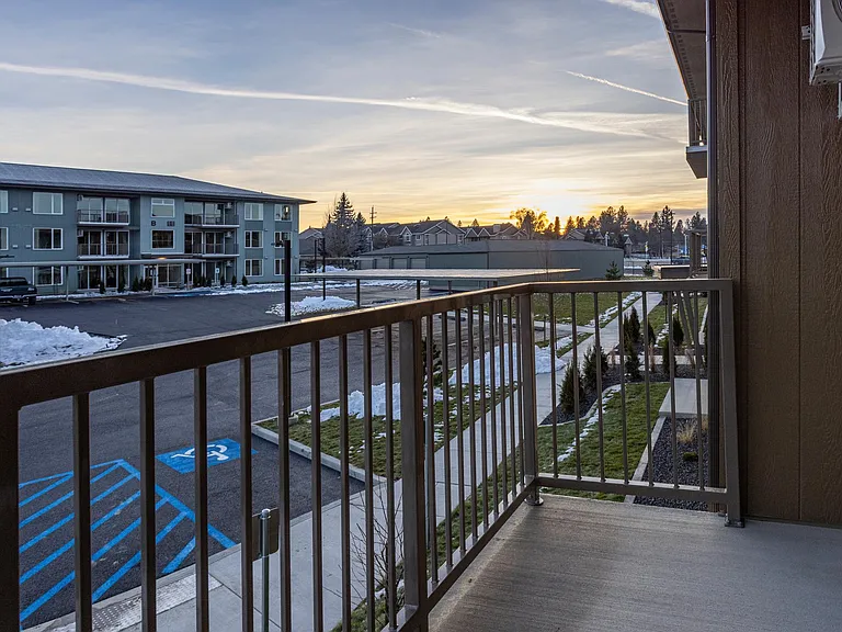 Magnesium Village Apartments — Photo 59