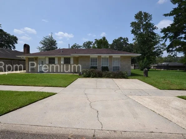 1323 Village Park Dr, Baton Rouge, LA 70810