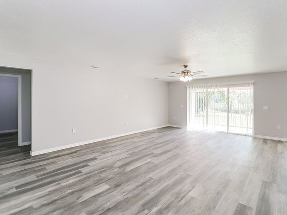 4th image of 5468 Chestnut Ridge Rd