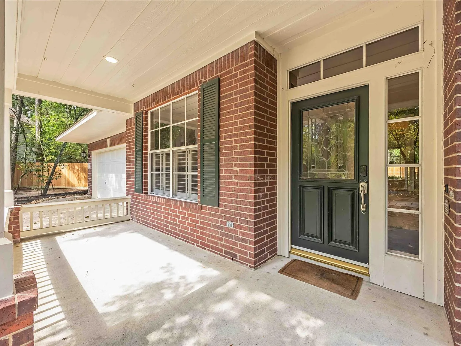 5 bed, 3.5 bath, 3323 sqft, $4,500 — Photo 4