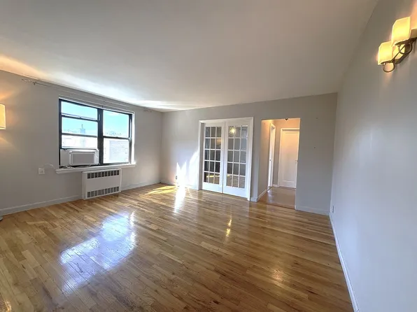 52-35 39th Rd #3A, Queens, NY 11377