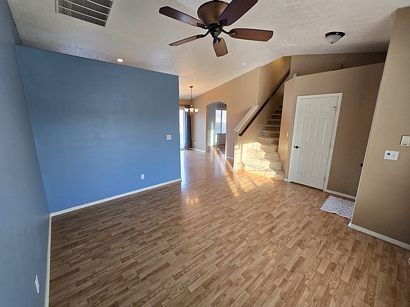 4th image of 701 N Moonscape Ave