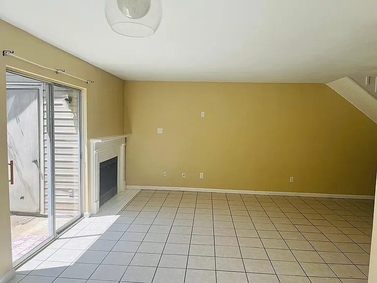 6701 Dickens Ferry Rd #30 — Photo 17