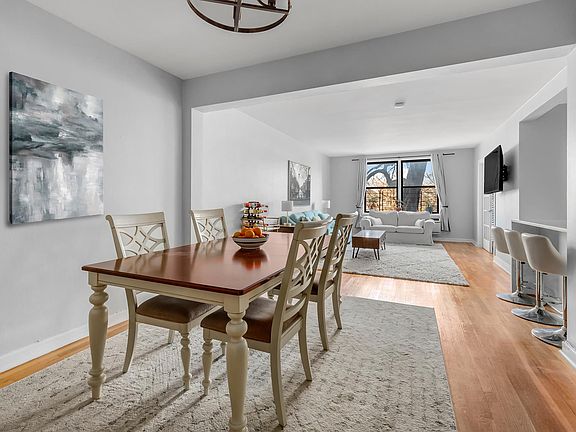 2nd image of 1818 Newkirk Ave #2L