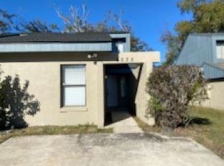 5535 Pinehill Ln, Jacksonville, FL 32244