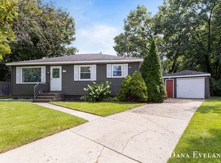 3630 Mallory Ave SW, Wyoming, MI 49519