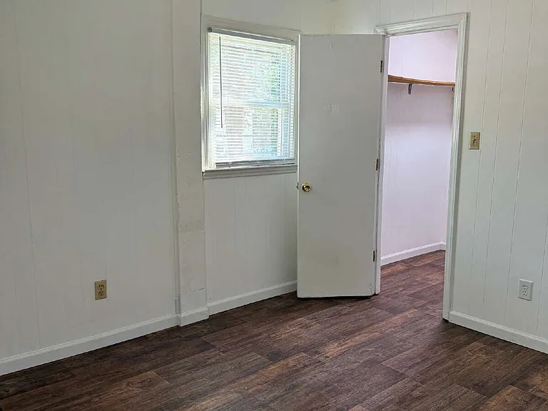 318 Westview Loop — Photo 16
