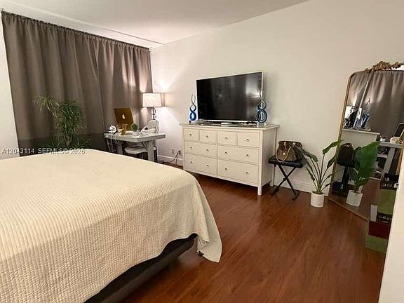 5th image of 19667 Turnberry Way APT 12C