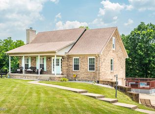 435 Stone Ridge Dr, Fisherville, KY 40023