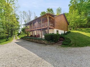 31280 Anglebrook Ln, Logan, OH 43138