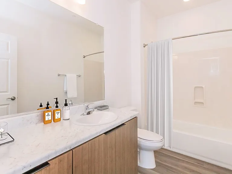 San Luciano Townhomes — Photo 28