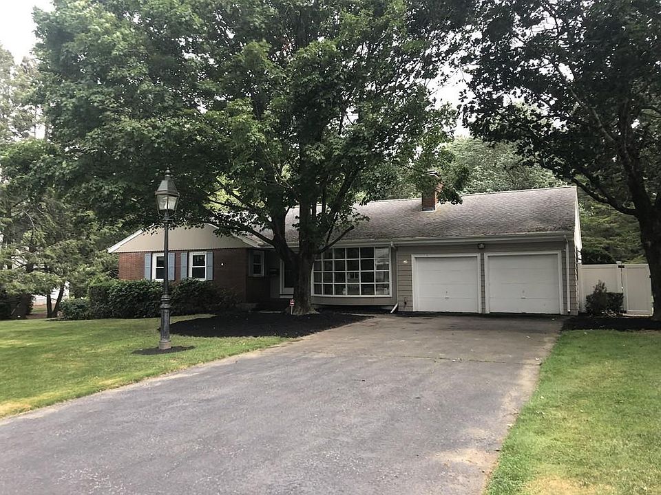 1st image of 119 Farm Ln