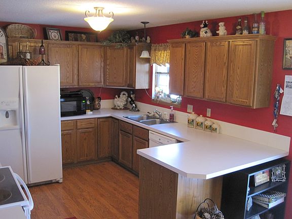 5th image of 2320 N Gentry Ln