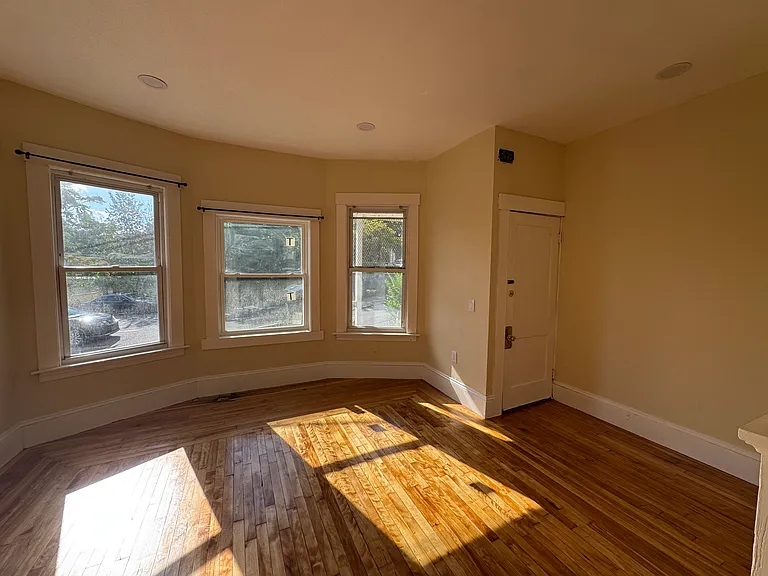 7 Mount Vernon St #1 — Photo 8