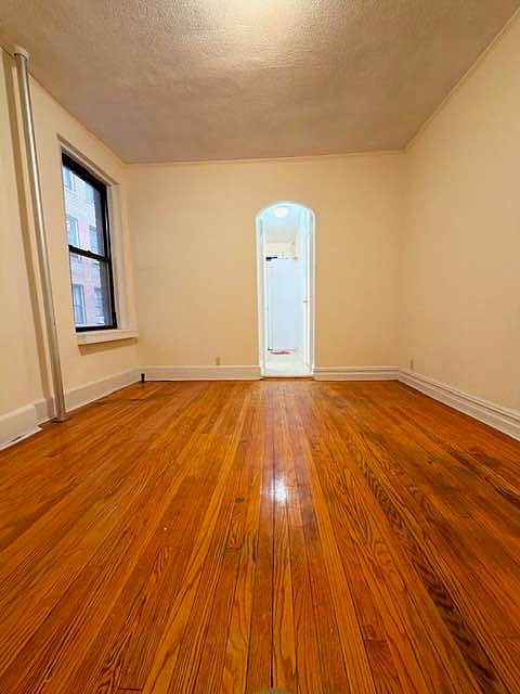1st image of 50 Seaman Ave Unit 1