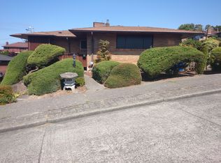 9023 40th Ave SW, Seattle, WA 98136