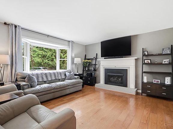 3rd image of 4795 Blue Meadow Ln