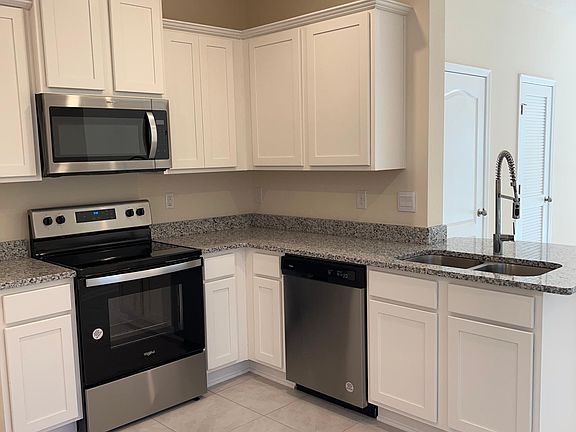 4th image of 53 Tahiti Shores Ct