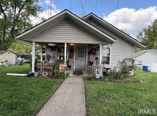 445 E Vine St, Mitchell, IN 47446